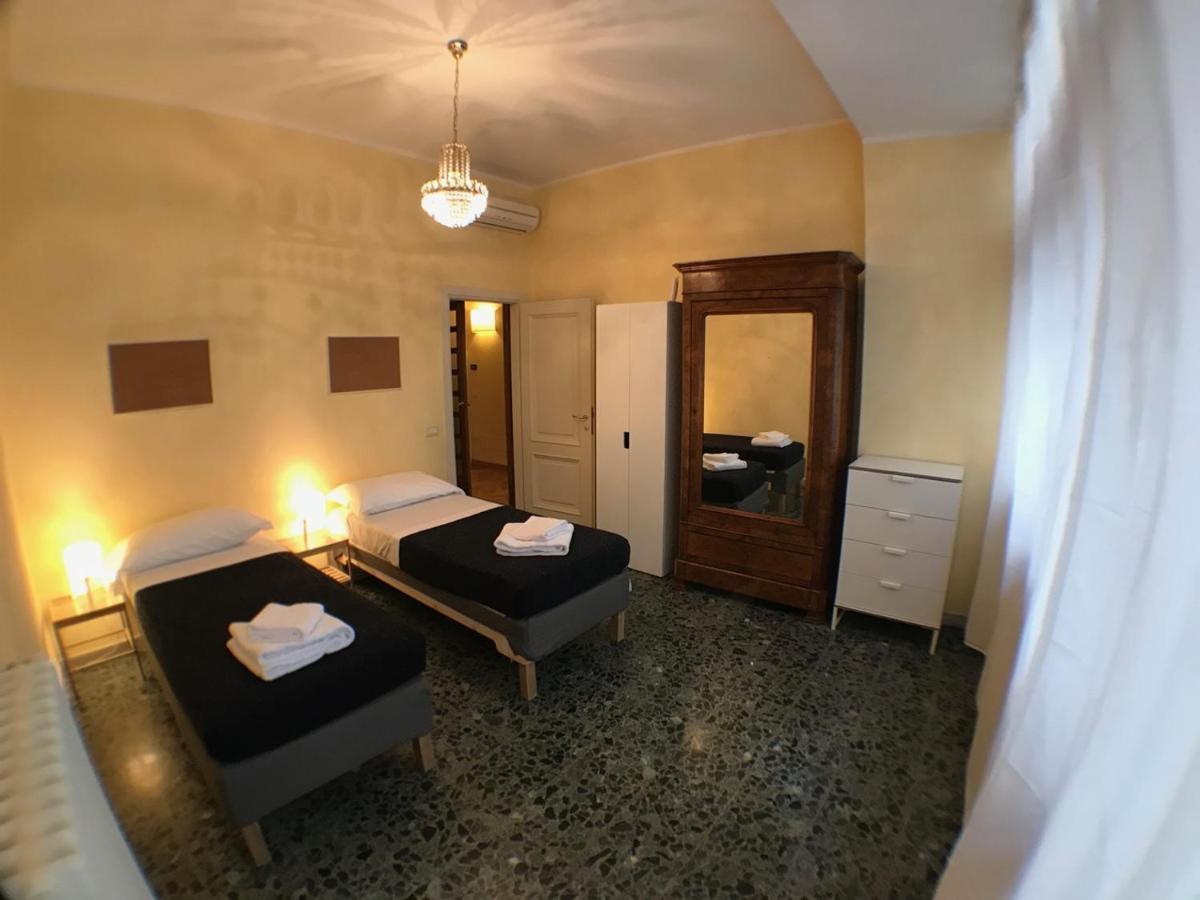 Ponte Vecchio 4 Bedrooms Флоренція Екстер'єр фото